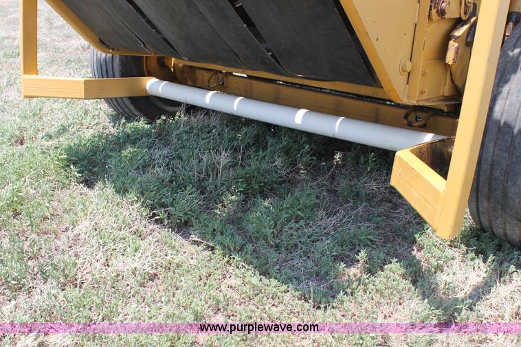 image for item G5755 1995 Vermeer 605K round baler