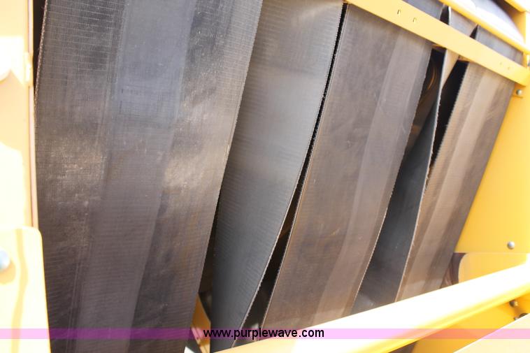 image for item G5757 2003 Vermeer 605 round baler