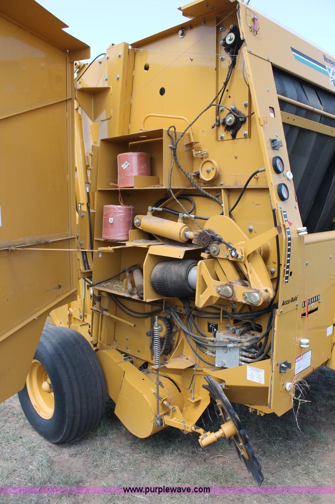 image for item G5757 2003 Vermeer 605 round baler