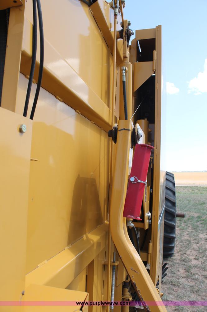 image for item G5757 2003 Vermeer 605 round baler