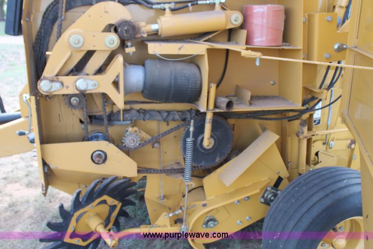 image for item G5757 2003 Vermeer 605 round baler