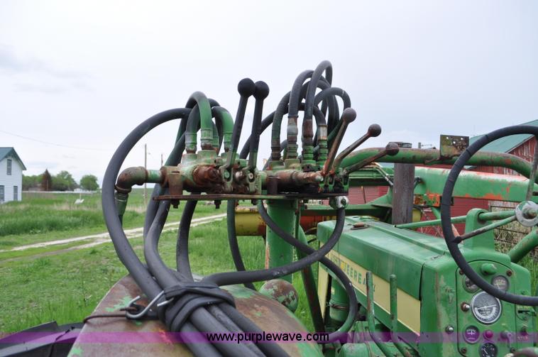 image for item G6032 1957 John Deere 720 tractor