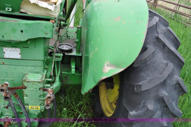 image for item G6032 1957 John Deere 720 tractor