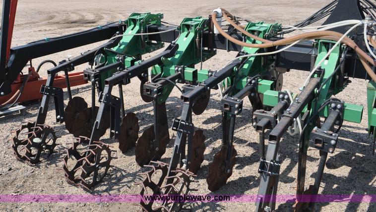 image for item G6035 Schlagel SC2009 strip till