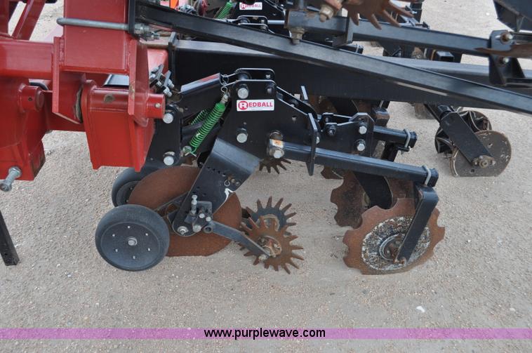 image for item G6042 Redball 2000 strip till machine