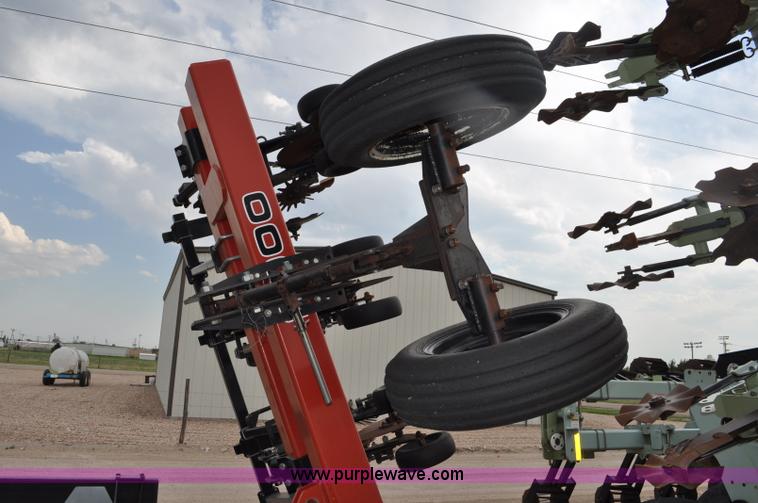 image for item G6042 Redball 2000 strip till machine