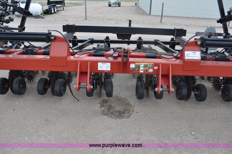 image for item G6042 Redball 2000 strip till machine