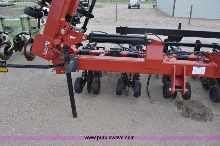 image for item G6042 Redball 2000 strip till machine