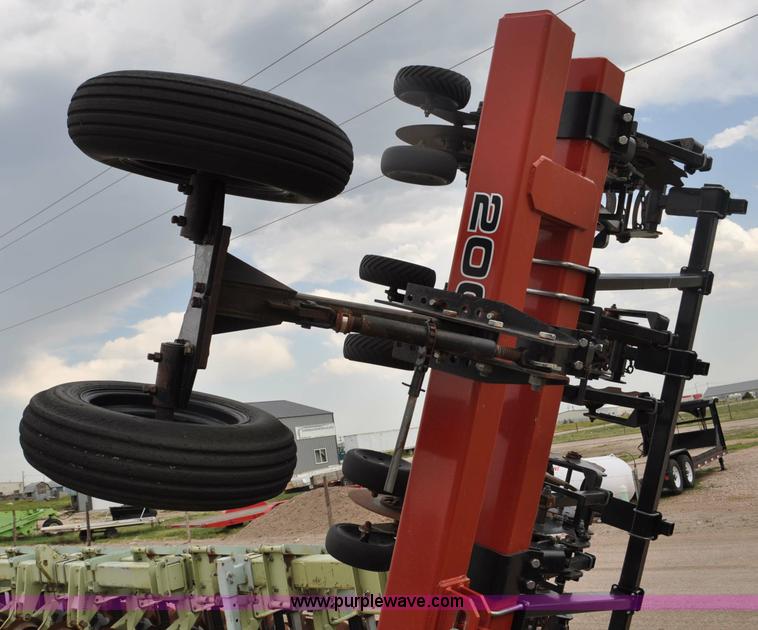 image for item G6042 Redball 2000 strip till machine