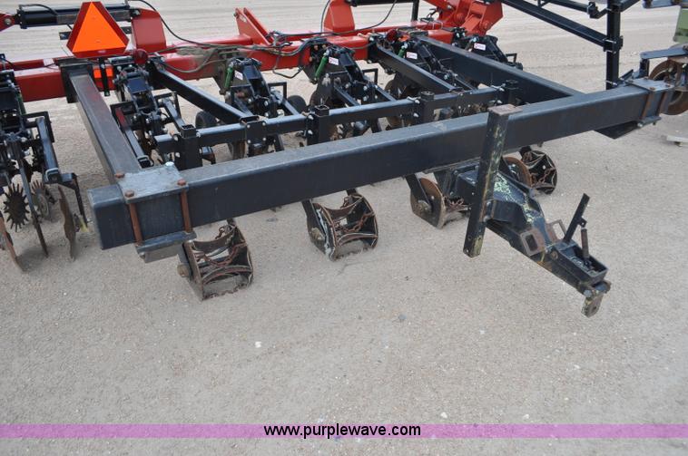 image for item G6042 Redball 2000 strip till machine