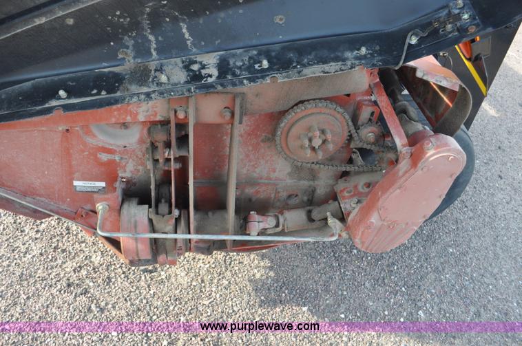 image for item G6044 2005 Hesston 1275 HydroSwing mower conditioner