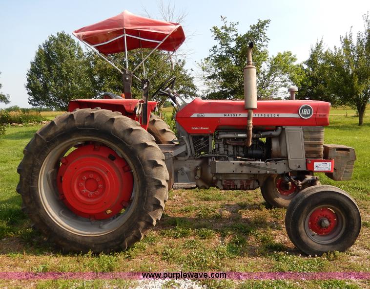 image for item H3052 1968 Massey-Ferguson 180 tractor