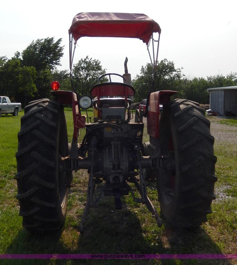 image for item H3052 1968 Massey-Ferguson 180 tractor