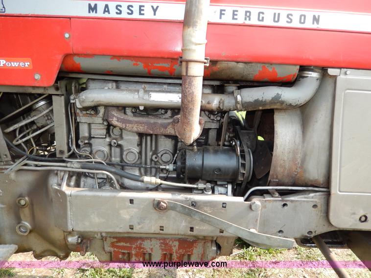 image for item H3052 1968 Massey-Ferguson 180 tractor