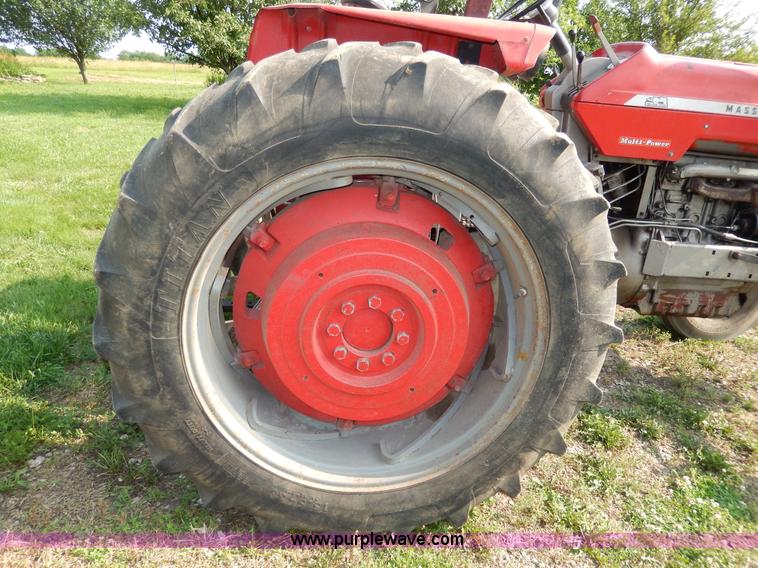 image for item H3052 1968 Massey-Ferguson 180 tractor