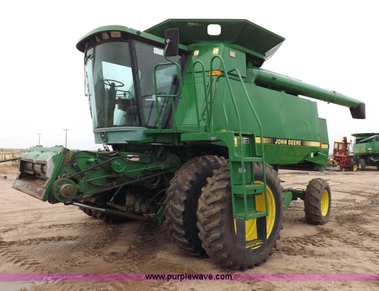 image for item H7018 1990 John Deere 9600 Turbo combine