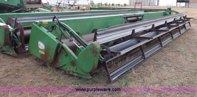 image for item H7018 1990 John Deere 9600 Turbo combine