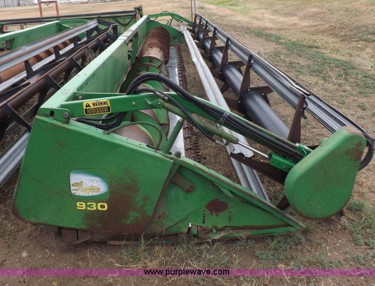 image for item H7018 1990 John Deere 9600 Turbo combine