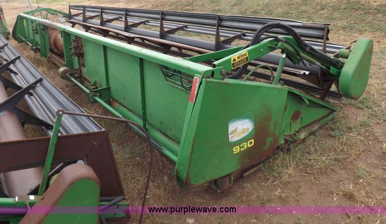 image for item H7018 1990 John Deere 9600 Turbo combine