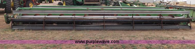 image for item H7018 1990 John Deere 9600 Turbo combine