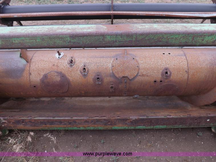 image for item H7018 1990 John Deere 9600 Turbo combine