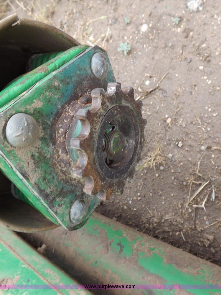 image for item H7018 1990 John Deere 9600 Turbo combine