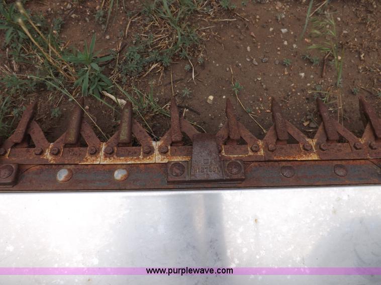 image for item H7018 1990 John Deere 9600 Turbo combine