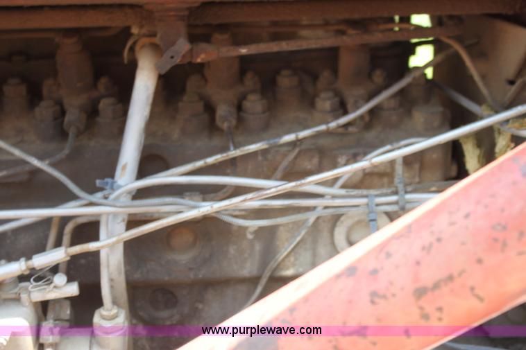 image for item H7433 Massey-Ferguson 180 tractor