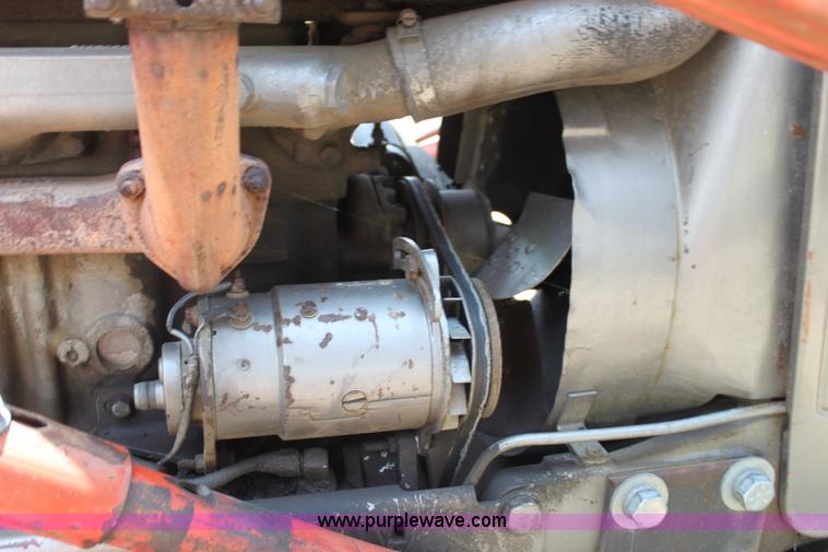 image for item H7433 Massey-Ferguson 180 tractor