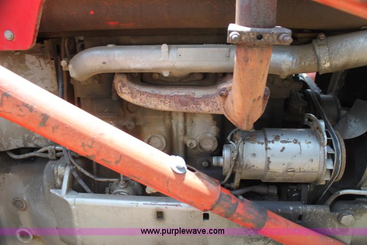 image for item H7433 Massey-Ferguson 180 tractor