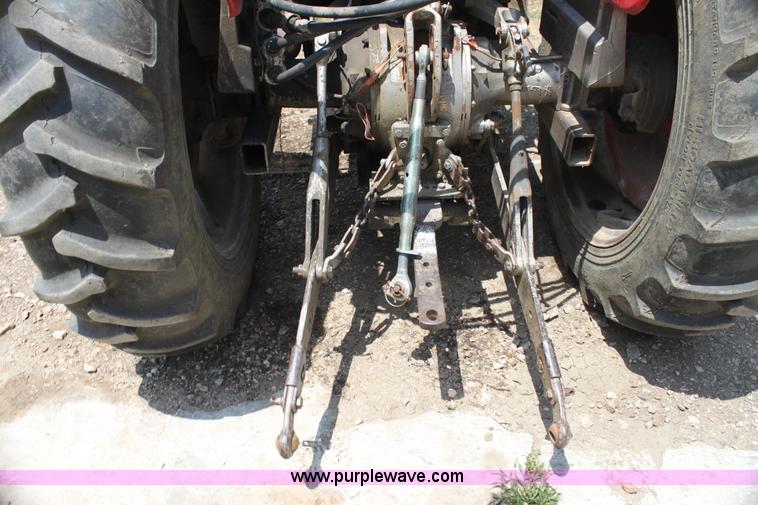 image for item H7433 Massey-Ferguson 180 tractor