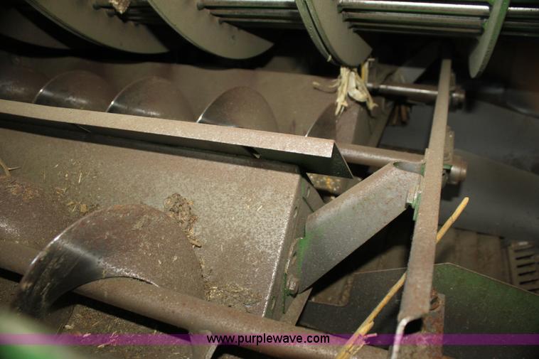 image for item H7444 2009 John Deere 9770 STS 2WD combine