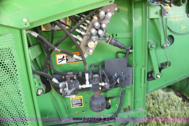 image for item H7444 2009 John Deere 9770 STS 2WD combine