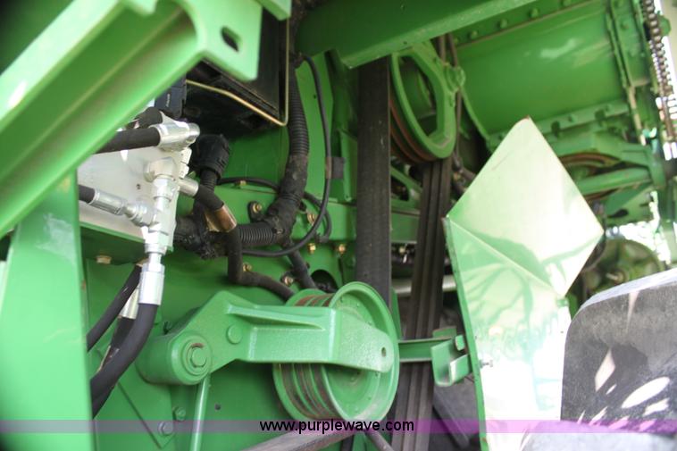 image for item H7444 2009 John Deere 9770 STS 2WD combine