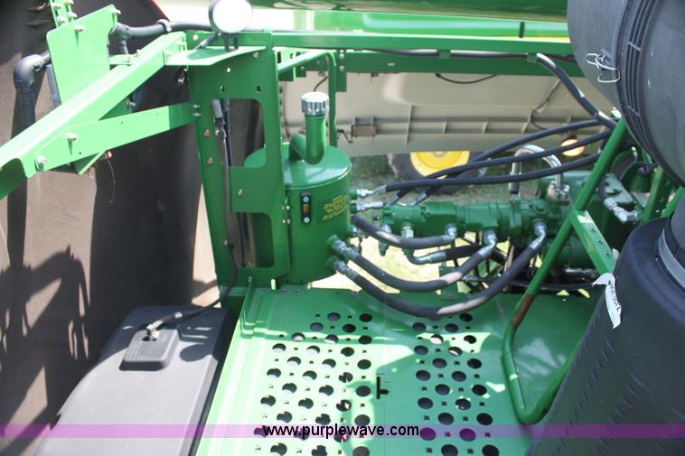 image for item H7444 2009 John Deere 9770 STS 2WD combine