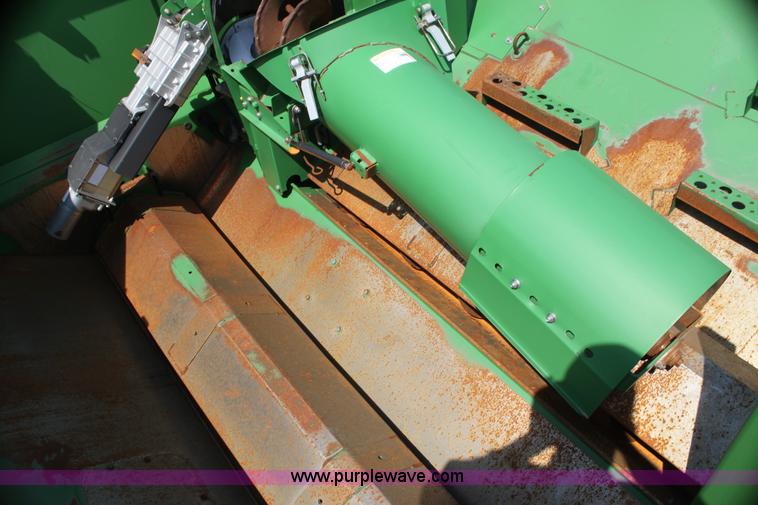 image for item H7444 2009 John Deere 9770 STS 2WD combine