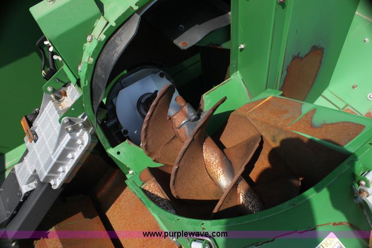 image for item H7444 2009 John Deere 9770 STS 2WD combine