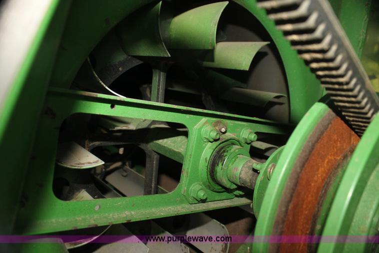 image for item H7444 2009 John Deere 9770 STS 2WD combine