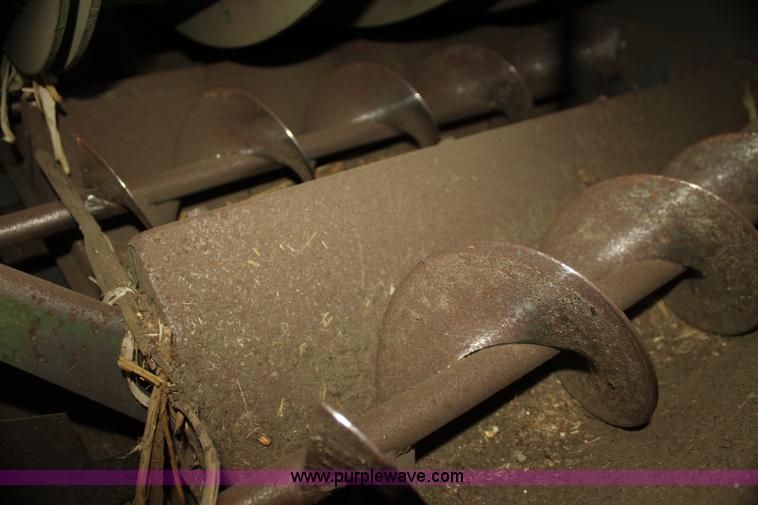 image for item H7444 2009 John Deere 9770 STS 2WD combine