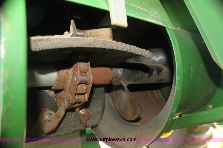 image for item H7444 2009 John Deere 9770 STS 2WD combine