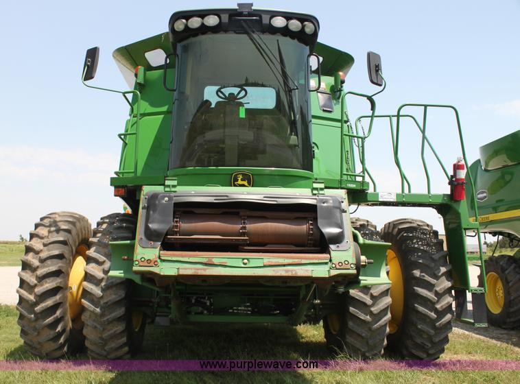 image for item H7445 2010 John Deere 9770 STS 2WD combine