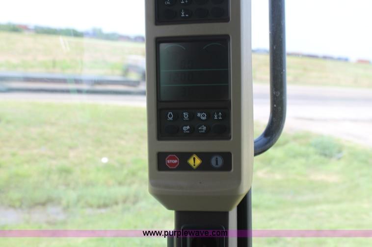 image for item H7445 2010 John Deere 9770 STS 2WD combine