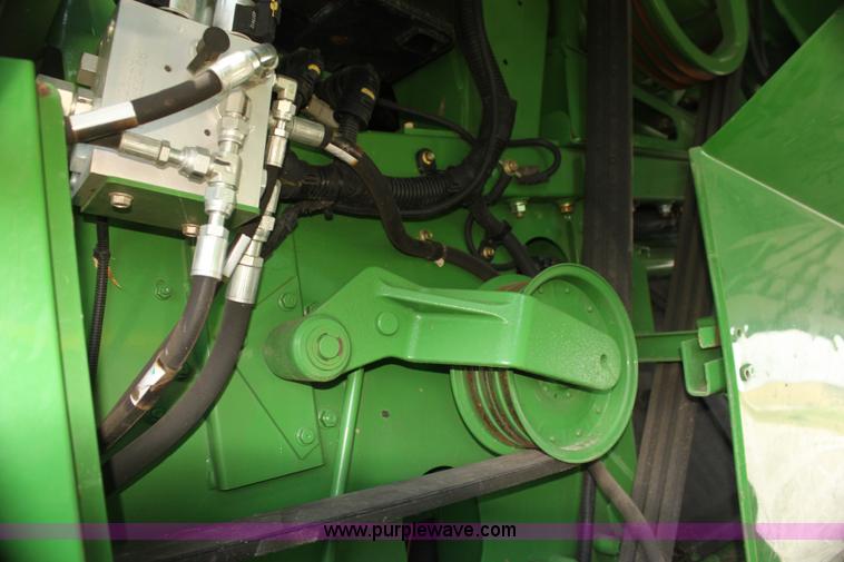image for item H7445 2010 John Deere 9770 STS 2WD combine