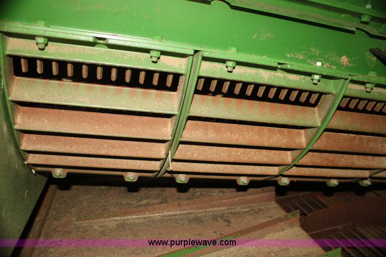 image for item H7445 2010 John Deere 9770 STS 2WD combine