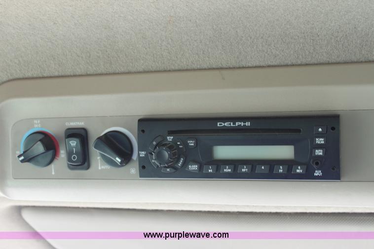 image for item H7446 2009 John Deere 9770 STS RWA combine