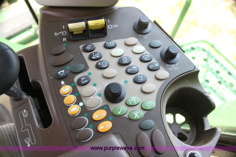 image for item H7446 2009 John Deere 9770 STS RWA combine