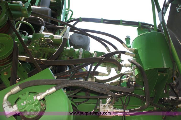 image for item H7446 2009 John Deere 9770 STS RWA combine