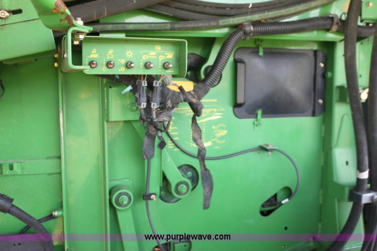 image for item H7446 2009 John Deere 9770 STS RWA combine