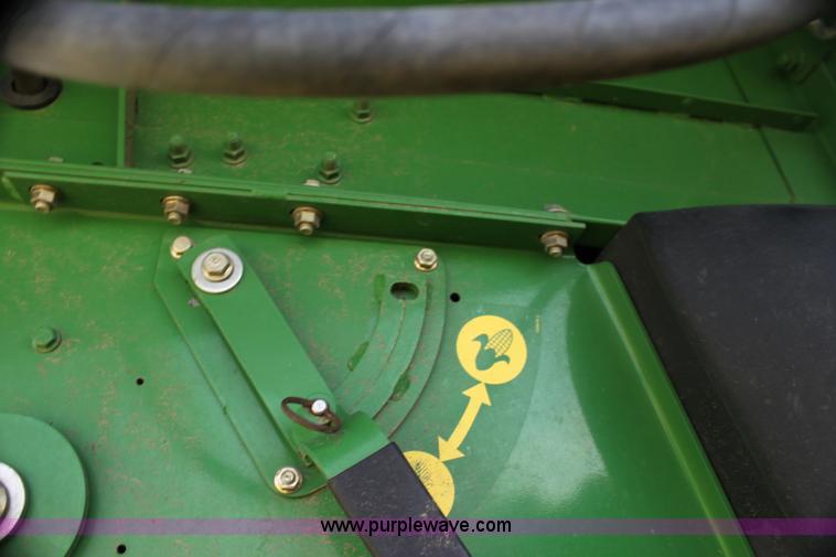 image for item H7446 2009 John Deere 9770 STS RWA combine