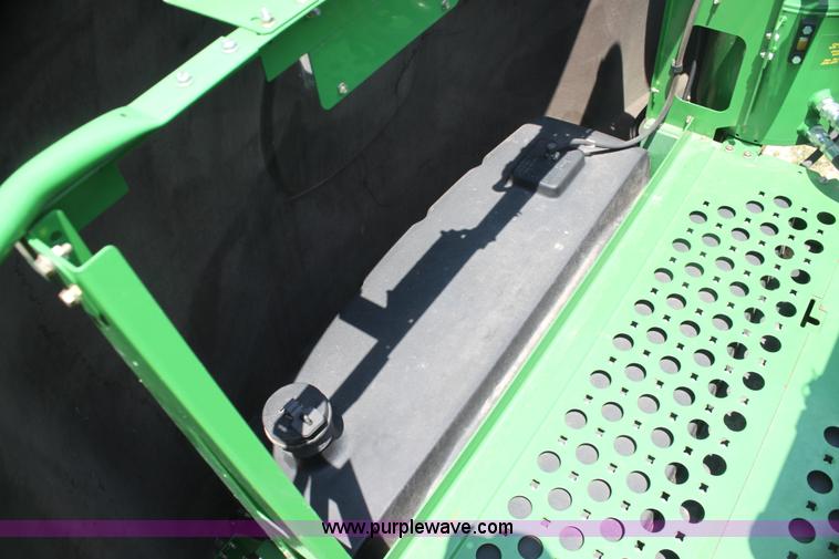 image for item H7446 2009 John Deere 9770 STS RWA combine